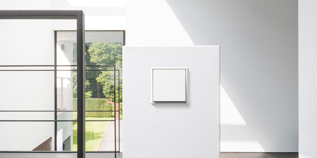 JUNG Schalterprogramme bei Dimmerling Elektro- und Sicherheitstechnik e.K in Hünfeld